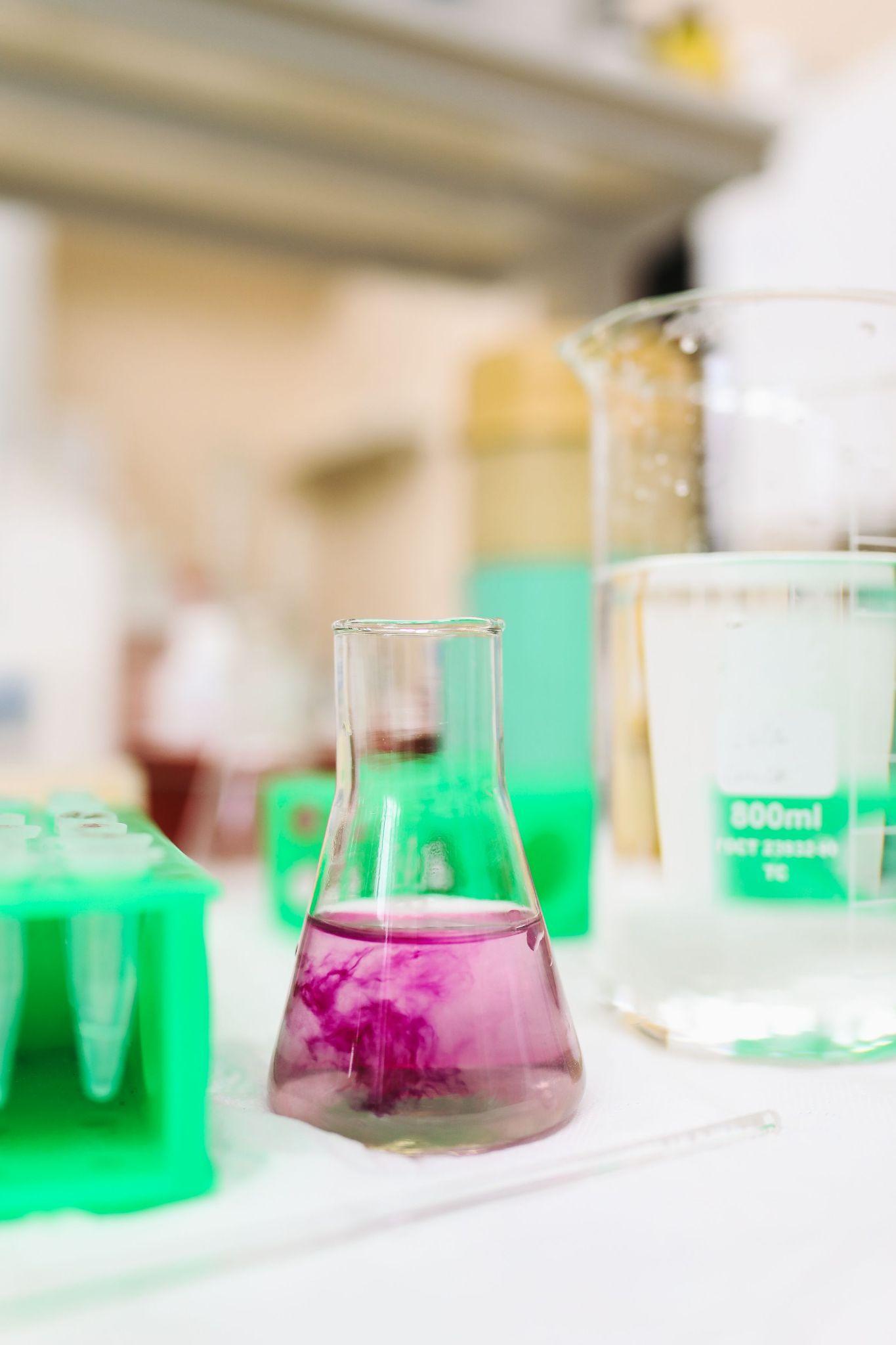 Trichloro acetyl chloride manufacturers in Hyderabad